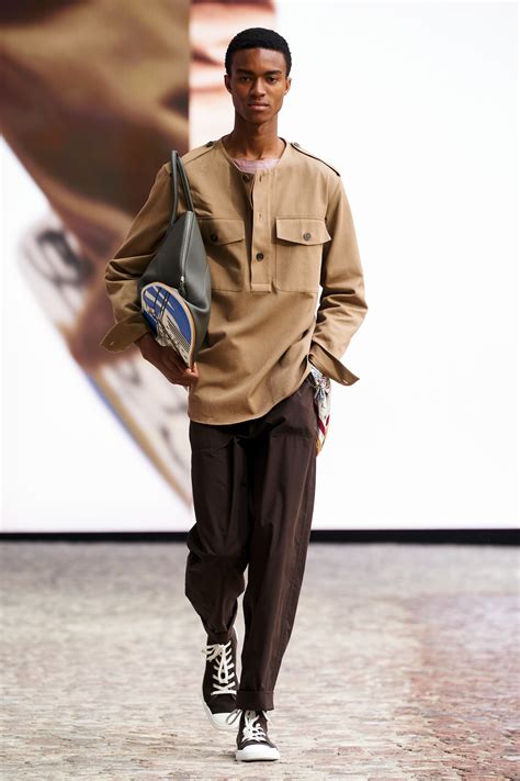 Hermès Spring 2022 Menswear Fashion Show 